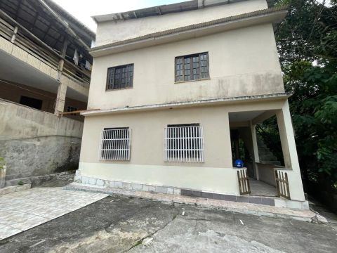 Casa sobrado 2 quartos em Caetés - Angra dos Reis - RJ