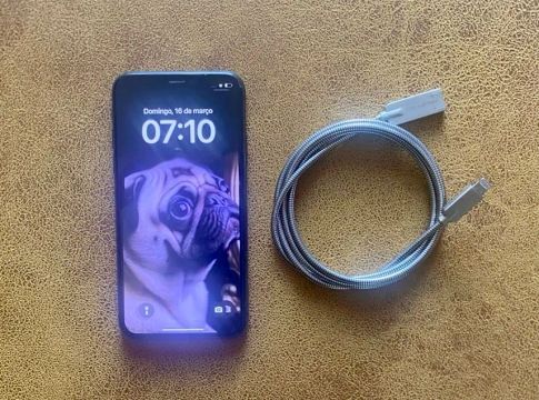 Vendo iPhone XS 64 GB pegando tudo 