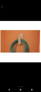 Suporte de Parede para Mangueira de Jardim