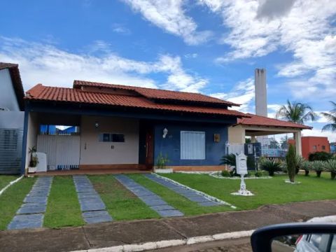 Aluga-se casa no San Matheus Residence