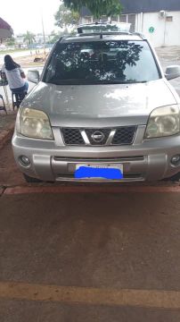 XTRAIL em bom estado