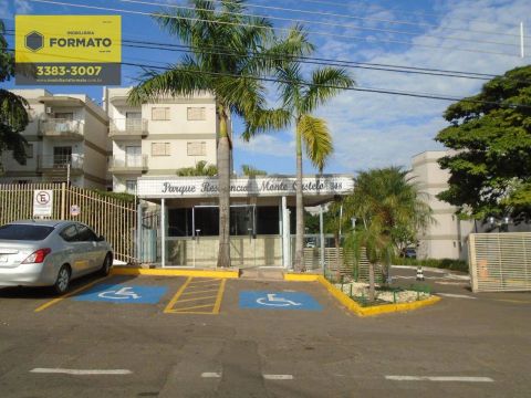 Apartamento com 3 dormitórios para alugar, 70 m² por R$ 1.645,00/mês - Monte Castelo - Cam