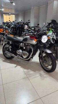 Triumph Bonneville T120 2017 EXTRA