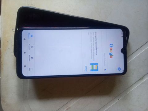 Moto E 7 Power pouco usado