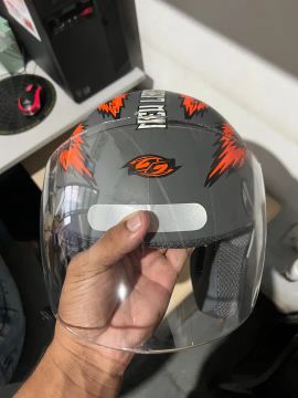 Vendo capacete novo!!