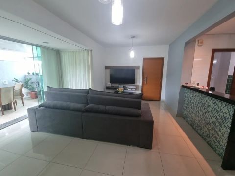Apartamento Rua Piratini, Bairro Glória - BH