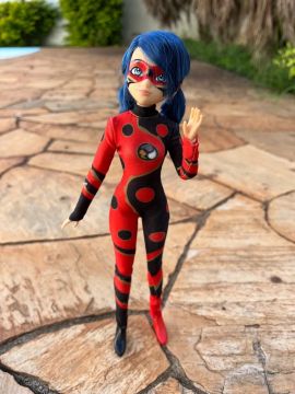 Miraculous Ladybug boneca Dragonbug