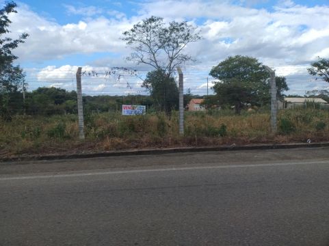 Terreno lote 2000 condomínio Chácara Dona Clara Estrada Pica Pau