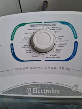 Máquina de Lavar Roupa Electrolux 12kg