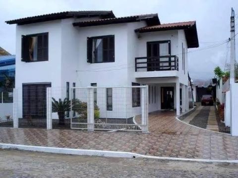 Casa para temporada em área tranquila