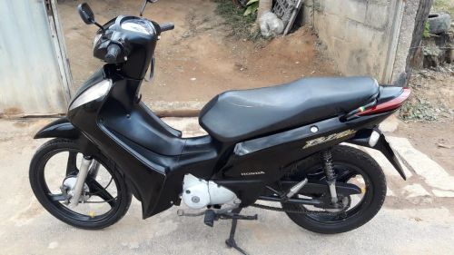Honda Biz 125 2011/12 - Preta