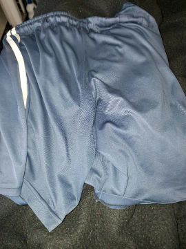 Short Adidas Usado
