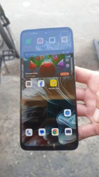 Moto g35 