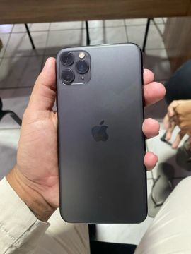 iPhone 11 Pro Max 