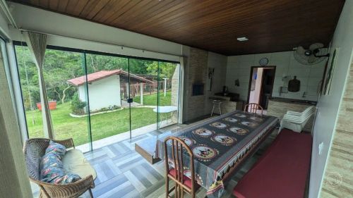 Sítio de 100.000 m² em Garopaba