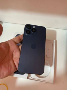iPhone 15 pro Max,azul
