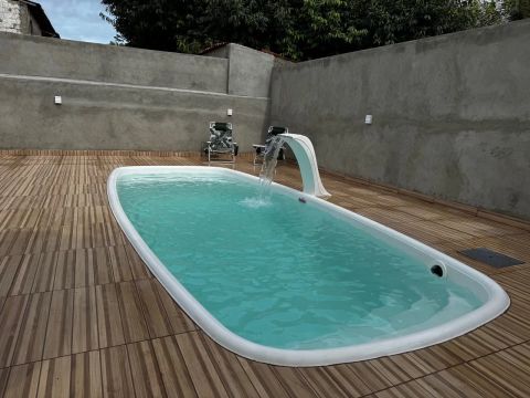 Casa com piscina para temporada