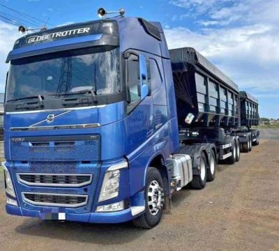 Volvo FH 540 6x4 Globetrotter 2022  Rodocaçamba Facchini 2023