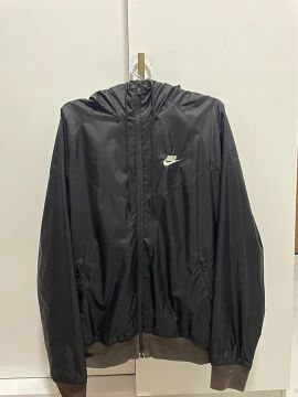 Jaqueta Nike corta vento