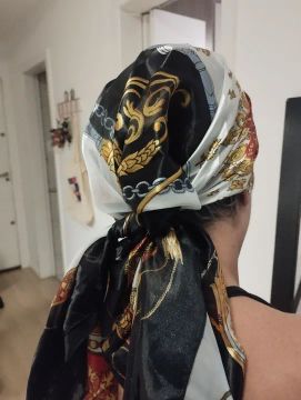 Lenço de seda estampado