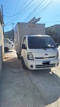 Kia bongo k-2500 com baú 2.5TB 4x2