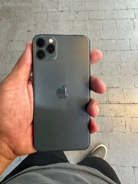 iPhone 11 Pro Max - Verde Escuro - 256GB