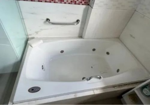 Banheira de Hidromassagem Jacuzzi