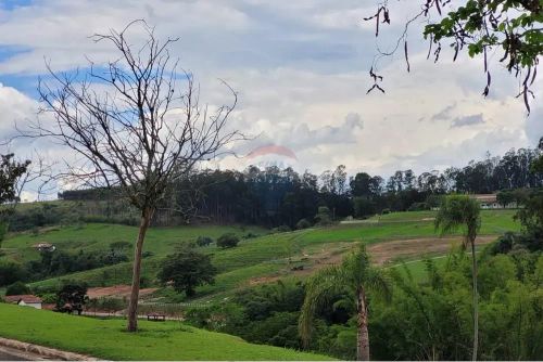 Terreno a venda no Condomínio Alto Padrão Dona Carolina em Itatiba- SP- R$ 756.500,00