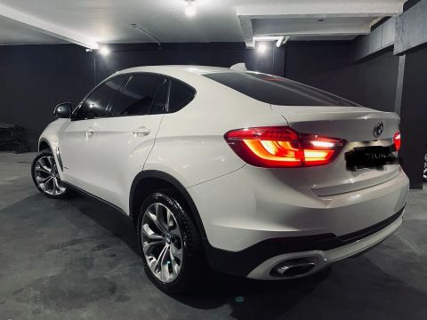 BMW x6 2016 R$ 150mil + 44 parcelaR$ 2.500,00