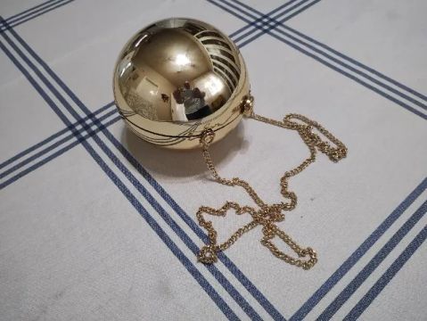 Exclusiva Bolsa esfera esférica redonda dourada cromada feminina