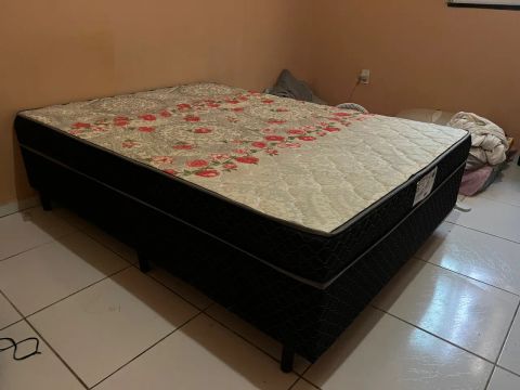Cama Box Casal com Colchão