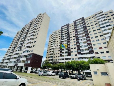 Apartamento com 3 dormitórios à venda, 58 m² por R$ 320.000 - Passaré - Fortaleza/CE