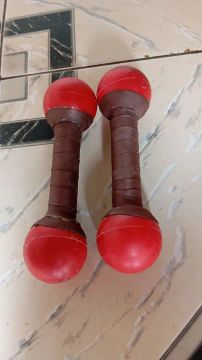 Vendo 1 par halter artesanal de 1kg feitos de Concreto 