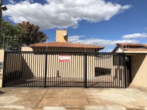 Kitnet com 1 dormitório para alugar, 32 m² por R$ 750,00/mês - 1406 Sul (Arse 142) - Palma
