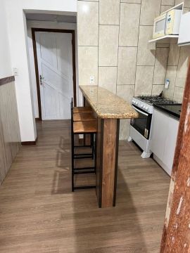 Alugo edícula no bairro Agronômica 