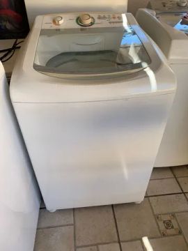 Vendo máquina de lavar roupas Aparti de 480 reais com garantia total 3 meses 