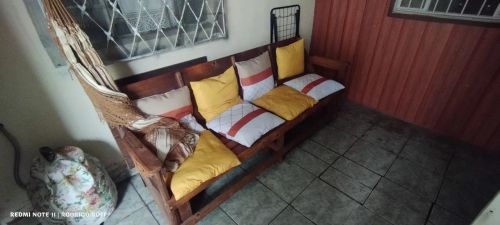 Banco que vira mesa 