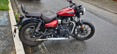 Royal Enfield Meteor 350 - 2023/2024 c/ 9.500 km