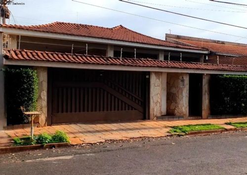Casa para Venda em Ribeirão Preto, Parque Residencial Cidade Universitária, 3 dormitórios,