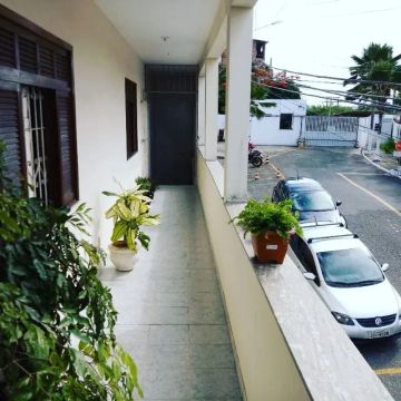 Aluguel de Quartos, suíte e kitnet. Mobiliados e custos inclusos.