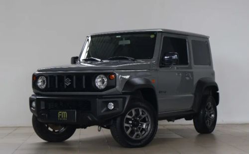 Suzuki Jimny 1.5 Gasolina Sierra 4Style 4X4 AT 2022 30.000KM - Novíssimo!! 