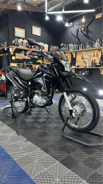 NXR Bros 160 