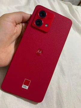 Moto G84 