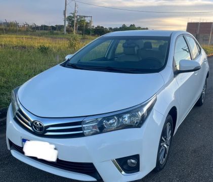 Corolla 1.8 GLI, Banco couro.