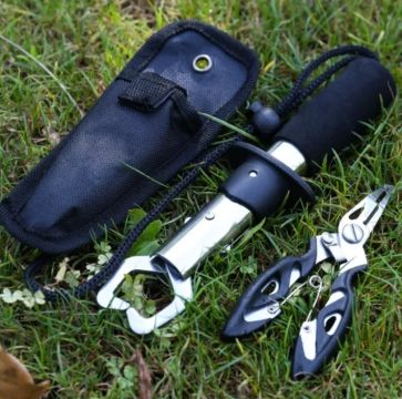 Kit com 02 Alicates Novos Para Pesca em Aço Inox