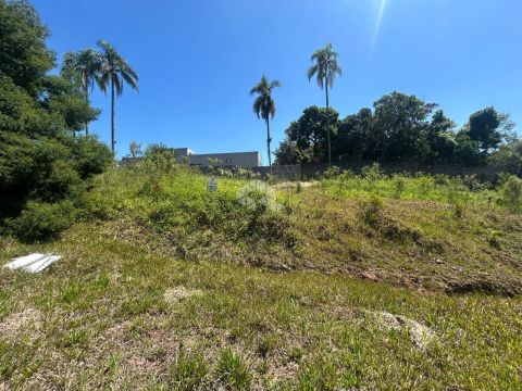TERRENO PLANO NO GREEN VILLAGE!