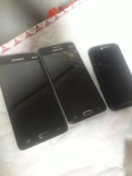 Vendo celulares para retirada de peças 