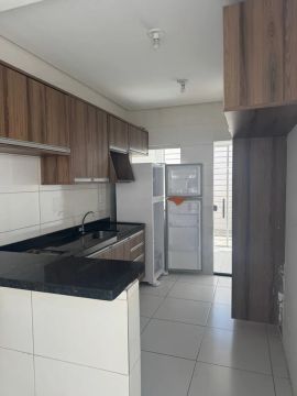 Aluga-se 