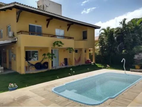 Casa De 5 Quartos Sendo 2 Suítes, Em 420M² E 4 Vagas De Garagem Em Jaguaribe. 1065BEH
