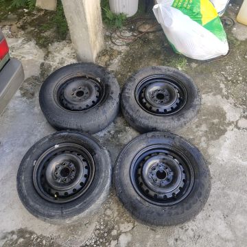 Jogo de Rodas 13 com pneus 